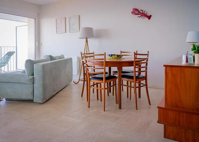 Appartement Vue Quartier Présidents - 4 Personnes *